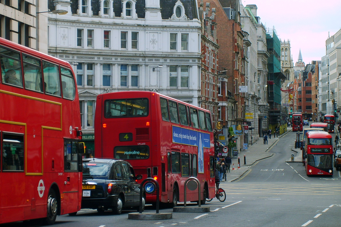 Ils sont quand-mÃªme chouettes leur bus !!!
Et on a adorÃ© parcourir la ville en Ã©tant Ã  l'Ã©tage.